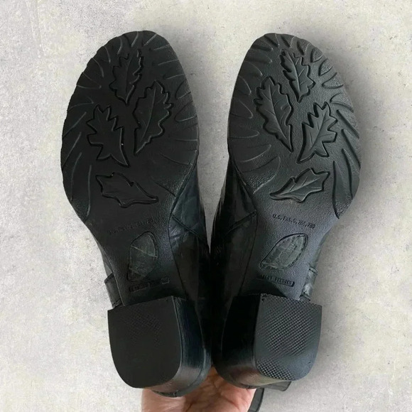 Born  Women’s  Gray Croc Embossed Leather Heeled Mid Calf Western Boots Sz 7.5 - Picture 8 of 11